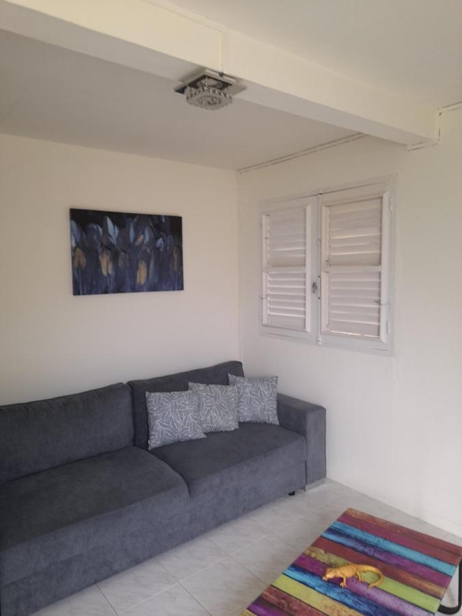 Jasmyna Apartment Sans Pareil Exterior photo